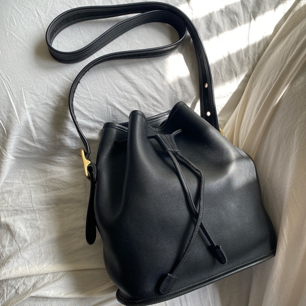 Vintage coach leather bucket bag